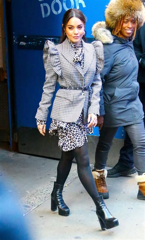 Vanessa Hudgens Flaunts Intimate Inking With Side Boob Overshare Daily Star