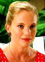 Naked Natacha Amal In Commissaire Moulin