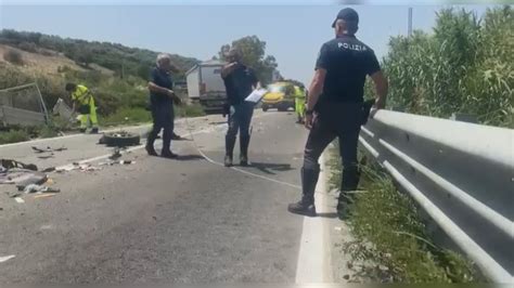 Corigliano Rossano Cs Ennesimo Incidente Mortale Sulla Ten Tv