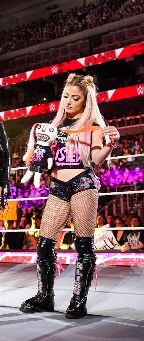 Alexa Bliss FC On Twitter Candid From RAW Follow Alexablissguys