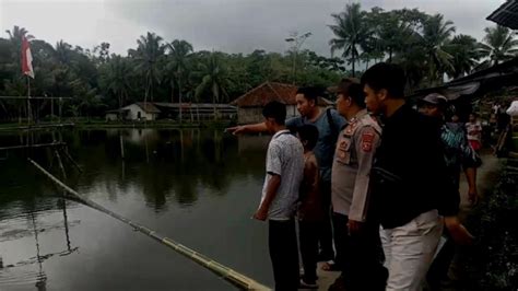 Mengenaskan Bocah Tahun Tewas Saat Bermain Di Kolam Ikan