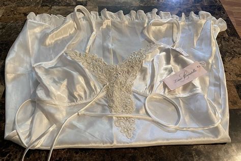 Vintage Linea Donatella Bridal Lingerie Size Small Gem