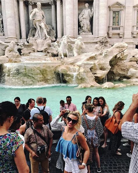 Las Fotos En Bikini De Ail N Bechara En Europa Infobae