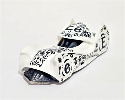 Carro Colecion Vel Hot Wheels Cloack And Dagger Planeta Nerd Geek