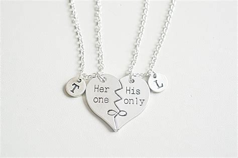 His And Her T Couples Necklace Set His Hers Necklaces Etsy