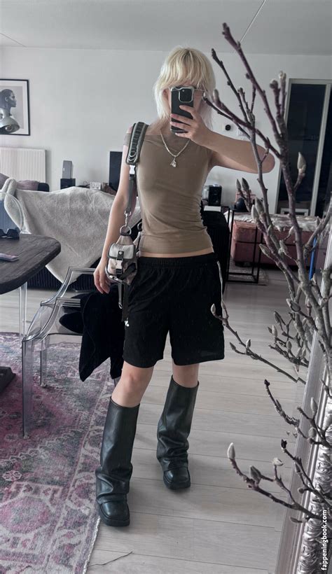 Isha Van Dijk Ishh Nude OnlyFans Leaks Fappening FappeningBook