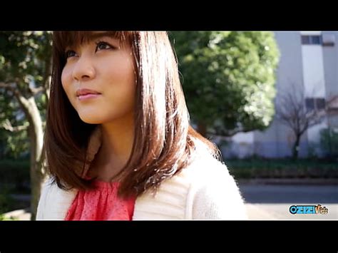 Cette chienne a adoré s amuser avec ce mec et sa bite dans sa chatte poilue XVIDEOS