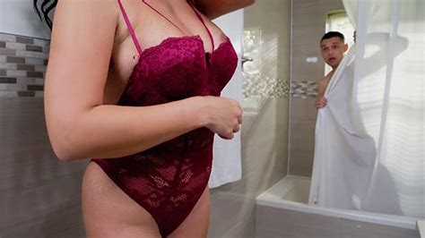 Kitten Latenight Mom S Lingerie Liaison Momishorny Bang Bros Incestflix