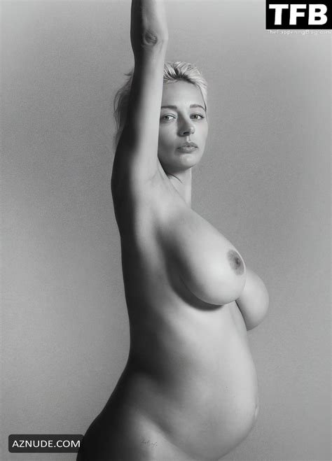 Caroline Vreeland Sexy Poses Nude Showcasing Her Naked Body In A Black And White Photoshoot For