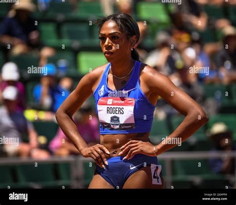 Raevyn Rogers Locked In Before The Nike Womens 800m Final At The 2022