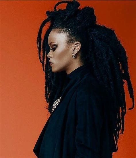 Rihanna Slays In Faux Locs Rihanna Beauty Rihanna Riri