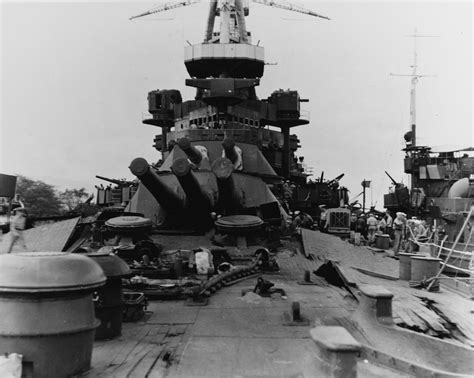 File:USS Nevada Bow damage after Pearl harbor attack.jpg