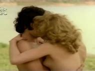 Naked N Dia Lippi In A Rvore Dos Sexos