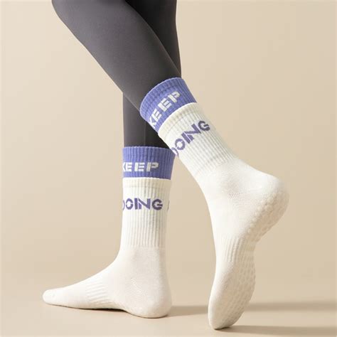 Keep Doing Pilate GripSocks – Gripsocks