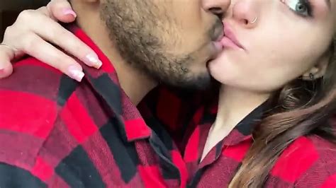 Indian Couple Kissing Very Hot Kissing Seen By Indian Asian Asian Porn Xhamster