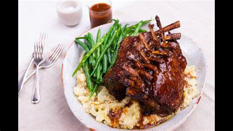 Slow Cooked Rack Of Lamb With Rosemary Mash Green Beans Youtube