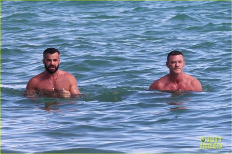 Luke Evans Boyfriend Fran Tomas Enjoy A Beach Day Together In Miami