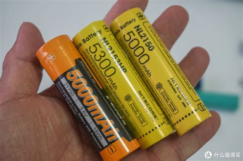 21700 电芯再度升级，5300mah 电池成标配！开启手电市场新时代 ，信息量大适用人群广泛 户外照明 什么值得买