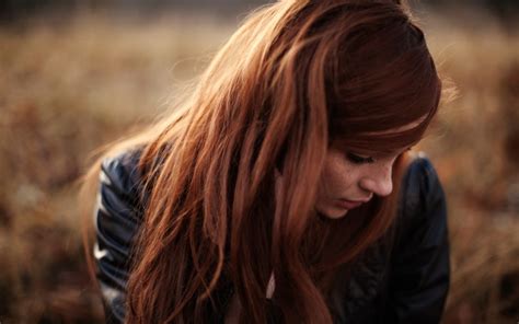 Redhead Women Outdoors Depth Of Field Portrait Freckles Torn Jeans