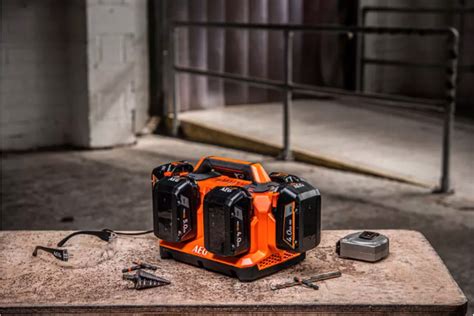 Зарядное устройство 6 портовое AEG BL18C6 18В 4935480051 - выгодная ...