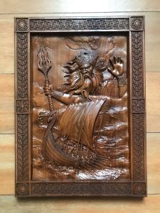 Панно из дерева "Перун" от 2700 руб. в интернет-магазине Велес