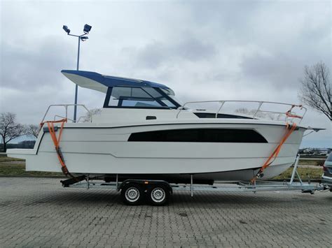 Półfabrykaty jachtów Nautic 30 i Neon 910 - GO2BOAT