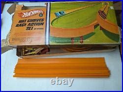Car Track Set Vintage S Hot Wheels Hot Curves Race Action Incomplete Track Set No Car