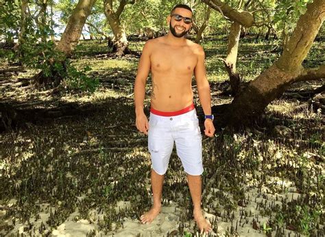 Homem é espancado e baleado quatro vezes após beijo gay em bar 180graus O Maior Portal do