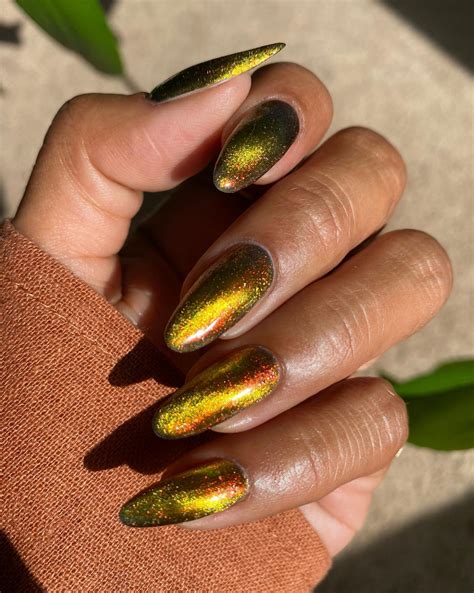 Cat Eye Nails That Will Elevate Your Manicure Game Hairstylery