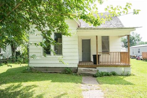 brookfield mo real estate brookfield homes  sale realtorcom