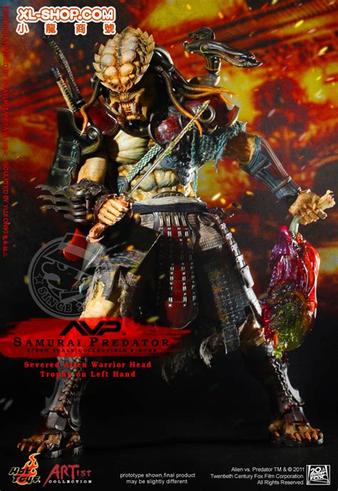 Hot Toys AC AVP Th Scale Samurai Predator Figure With Diorama Base