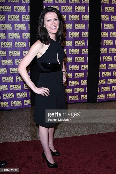 Sexy Hot Dagen McDowell Bikini Pics