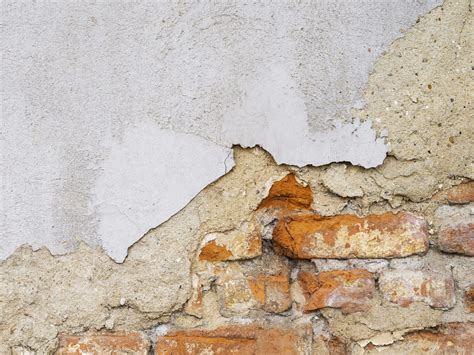Building Pathology: Common Defects and Their Impact on Property Value