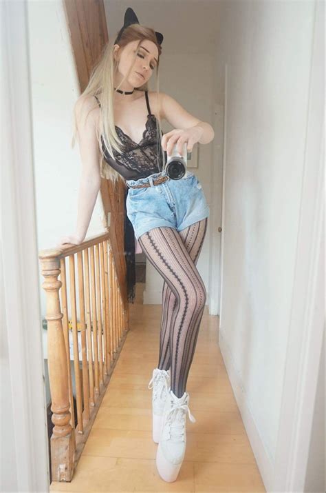 Pin by DAN DRT on BELLE DELPHINE | Stunning girls, Girl outfits, Fashion