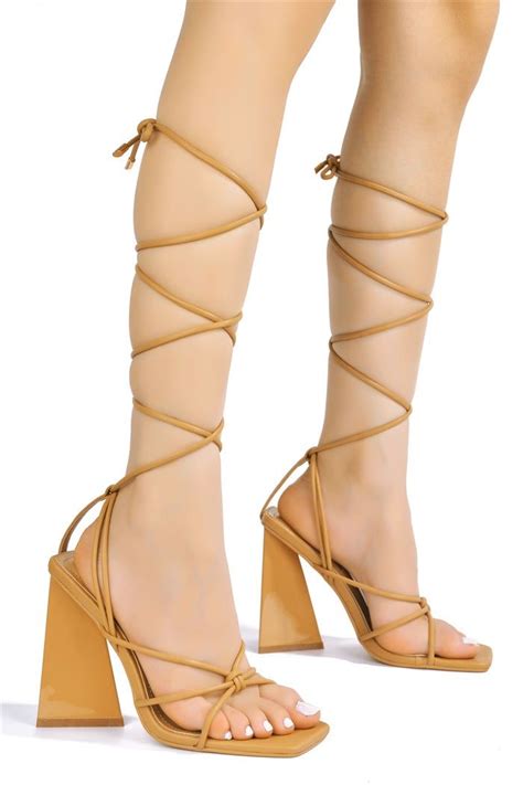 Cape Robbin Tempo Tempo Nude X Nude Shiekh