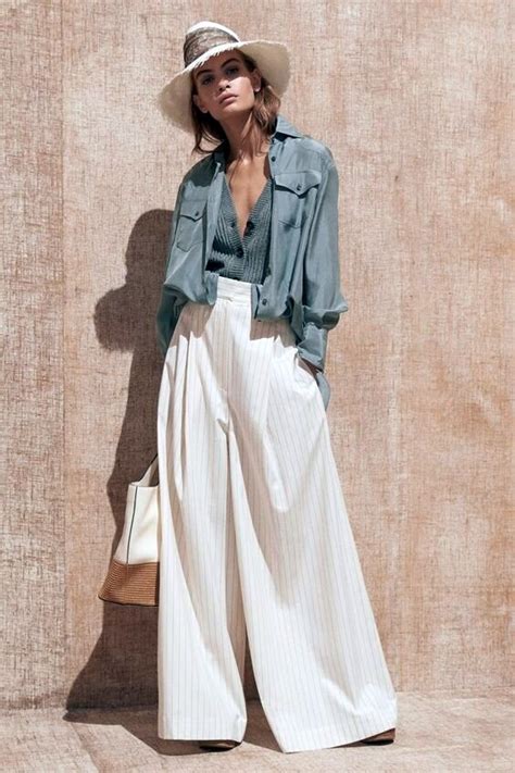 Брюки-палаццо - с чем носить широкие брюки?100 фото 2025