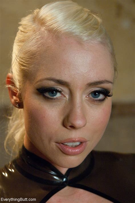 Blonde Lesbian Sasha Knox Her Milf Gf Showing Their Bubble Butts In Nylons Coedcherry