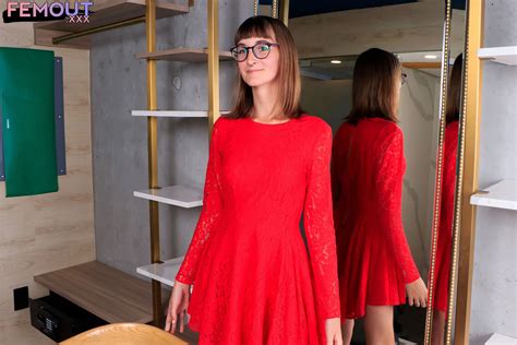 FEMOUT XXX Introducing Juniper Marie 7 Nude Pics XHamster