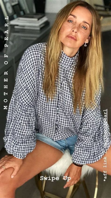 Louise Redknapp In Racy Display As She Slips Into Dangerously Small Hot Pants Daily Star