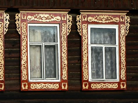 Установка наличников на окна в деревянном доме