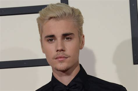 Justin Bieber Exposes Naked Rear End In Camping Trip Photo UPI