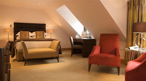 Hotel And Leisure Colonial