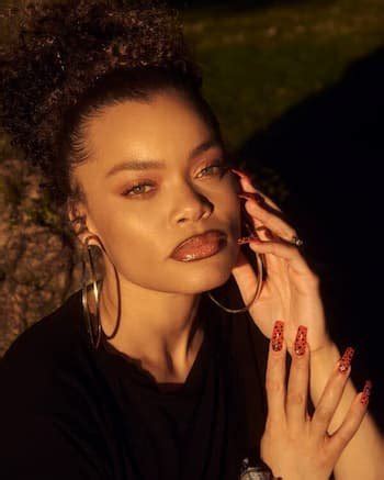 Andra Day Rise Up, Age, Songs, Husband, Partner and Net Worth
