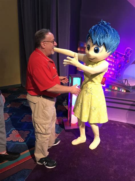 Disney Characters And Me W Linky Part Disneysmmc Waltdisneyworld Ad Gay Nyc Dad