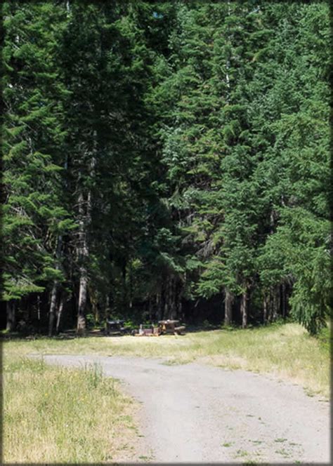 Umpqua National Forest - South Umpqua Falls Campground