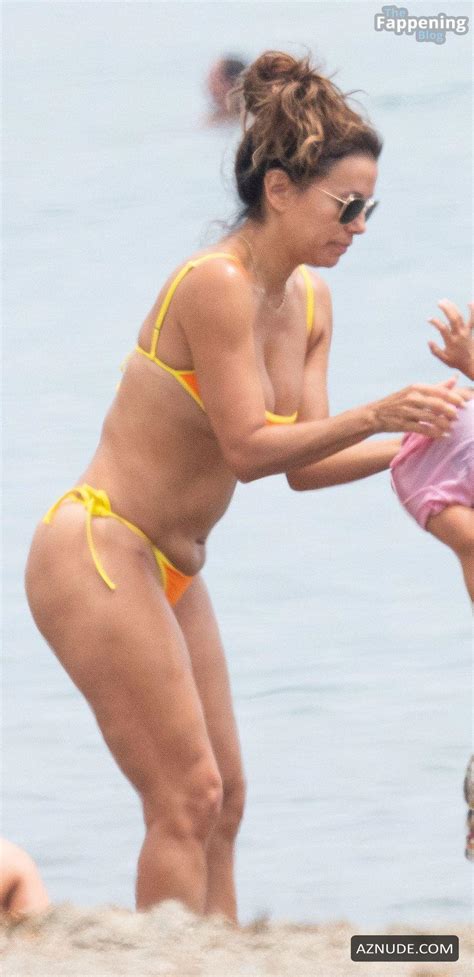 Eva Longoria Sexy Spotted Flaunting Her Hot Curves At A Beach In Marbella AZNude