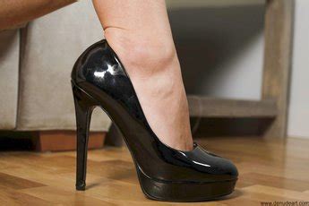 Brunette Girl Valentina Bianco Leaves Her Black High Heels On While Posing Photos