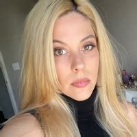 LuckyLuciana S Profile Porn Vids Pics More ManyVids ManyVids