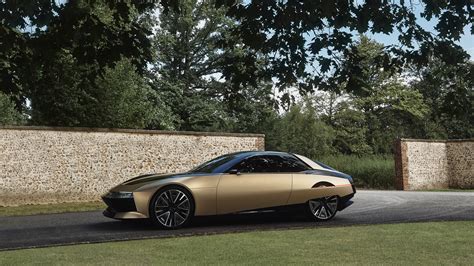 DS Automobiles Unveils Stunning SM Tribute As Present For Its Tenth