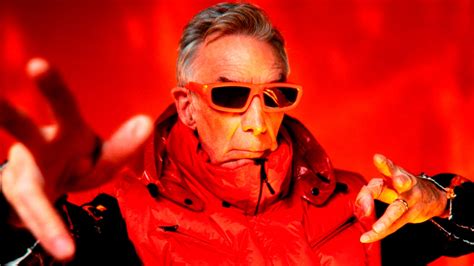 bill nye ditches bow ties  streetwear  latest time   york